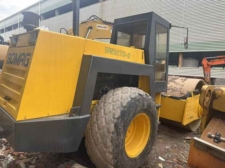 Used Heavy Construction Equipment BW217D Second Hand Road Rollers Used Machine Hot Sale - Asfaltvält: bild 4 Used Heavy Construction Equipment BW217D Second Hand Road Rollers Used Machine Hot Sale - Asfaltvält: bild 4