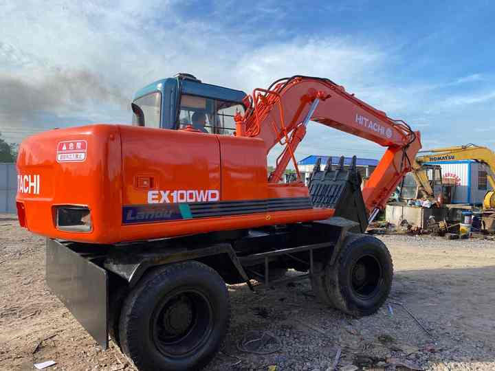 Used Hitachi Ex100WD Wheel Excavator for Sale Japan Made Hitachi Ex100wd Wheeled Excavator for Sale - Bandgrävare: bild 4 Used Hitachi Ex100WD Wheel Excavator for Sale Japan Made Hitachi Ex100wd Wheeled Excavator for Sale - Bandgrävare: bild 4