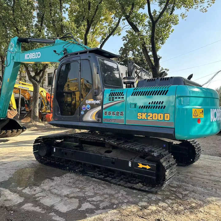 Used Japan Kobelco SK200-8 Crawler Excavator New Arrival Earth-moving Machine for Sale - Grävmaskin: bild 1 Used Japan Kobelco SK200-8 Crawler Excavator New Arrival Earth-moving Machine for Sale - Grävmaskin: bild 1