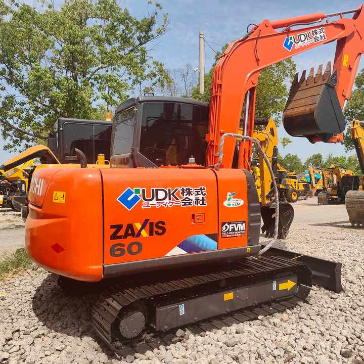 Used Original Japan Brand Hitachi Zx60 Excavator for Sale - Grävmaskin: bild 1 Used Original Japan Brand Hitachi Zx60 Excavator for Sale - Grävmaskin: bild 1