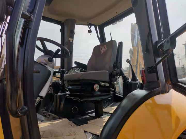 Used Small Bakchoe Loader JCB 4CX Towable Backhoe/3cx 4cx Jcb Backhoe Loader for Sale - Grävlastare: bild 5 Used Small Bakchoe Loader JCB 4CX Towable Backhoe/3cx 4cx Jcb Backhoe Loader for Sale - Grävlastare: bild 5