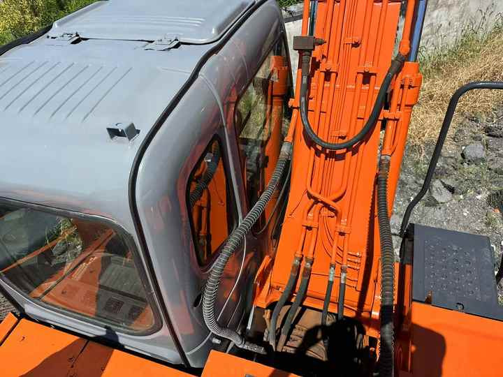 Used Wheel Excavator Hitachi ZX 130W Made in Japan 13ton Hitachi Zx130w Wheel Excavator Price Used Hitachi Zx130 Excavator SALE - Grävmaskin: bild 5 Used Wheel Excavator Hitachi ZX 130W Made in Japan 13ton Hitachi Zx130w Wheel Excavator Price Used Hitachi Zx130 Excavator SALE - Grävmaskin: bild 5