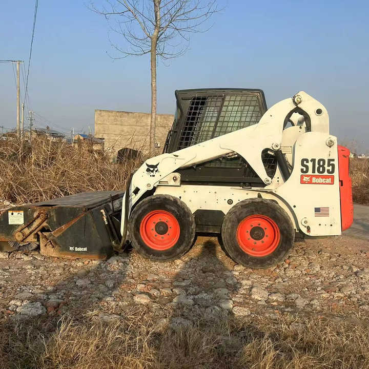 Kompaktlastare/ Slirstyrda lastare Used bobcat s185 skid steer loader  on sale 100% excellent condition bobcat brand s185  s300 s550 s16 s18 skid steer sale: bild 1