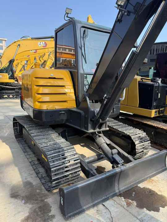 Used volvo Ec60 Mini 6tons Excavator in Stock for Sale - Bandgrävare: bild 2 Used volvo Ec60 Mini 6tons Excavator in Stock for Sale - Bandgrävare: bild 2