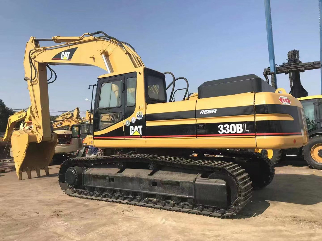 CATERPILLAR 330BL - Bandgrävare: bild 1 CATERPILLAR 330BL - Bandgrävare: bild 1