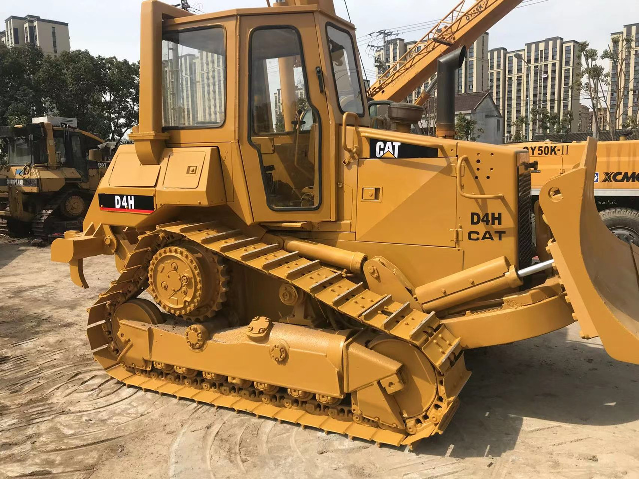 CATERPILLAR D4H - Bulldozer: bild 4 CATERPILLAR D4H - Bulldozer: bild 4