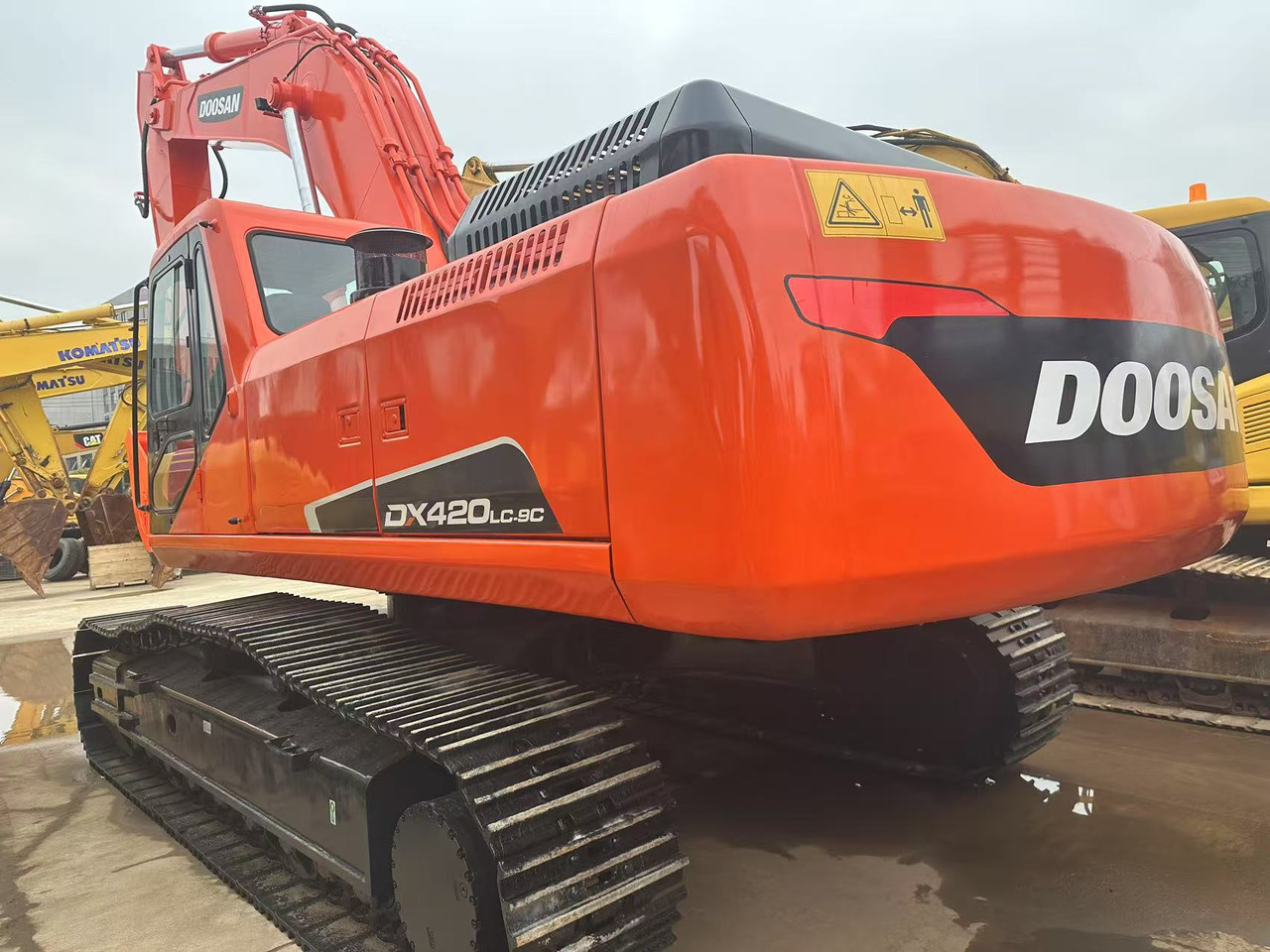DOOSAN DX420LC-9C - Bandgrävare: bild 1 DOOSAN DX420LC-9C - Bandgrävare: bild 1
