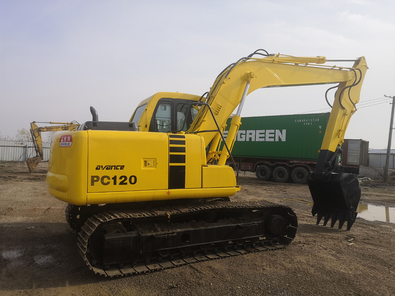 KOMATSU PC120-6 - Bandgrävare: bild 1 KOMATSU PC120-6 - Bandgrävare: bild 1