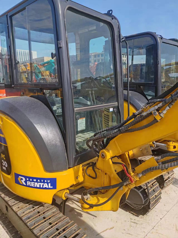 KOMATSU PC30 - Bandgrävare: bild 4 KOMATSU PC30 - Bandgrävare: bild 4