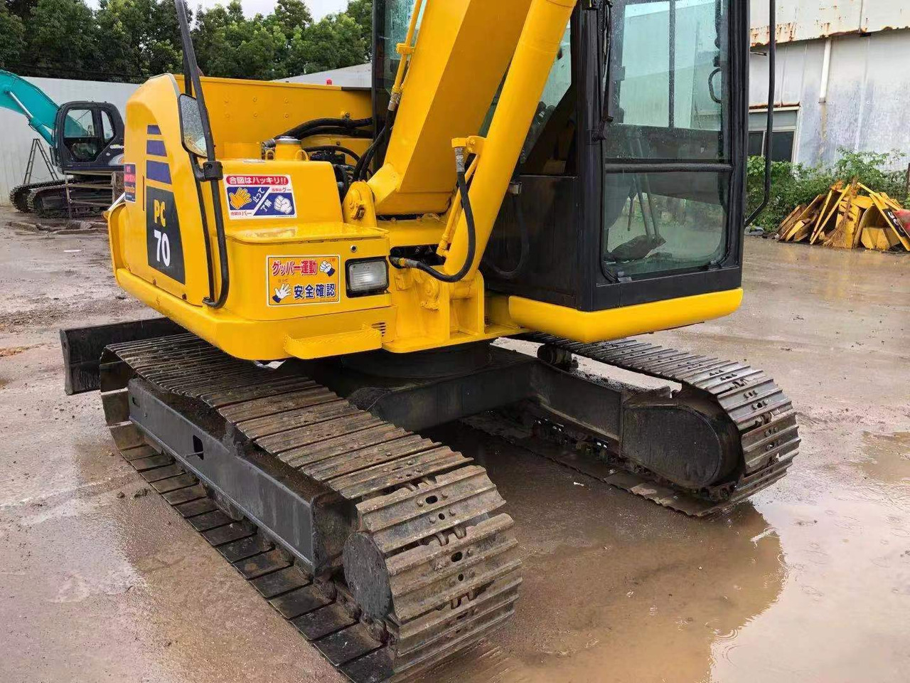 KOMATSU PC70-8 - Bandgrävare: bild 4 KOMATSU PC70-8 - Bandgrävare: bild 4