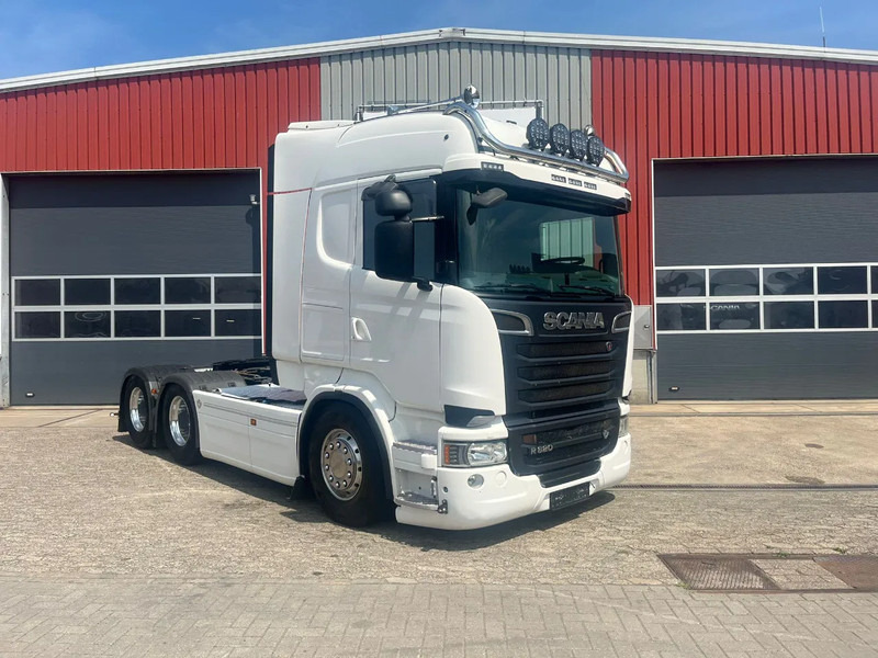 Scania R620-V8 Scania R620 6x4 - Dragbil: bild 2 Scania R620-V8 Scania R620 6x4 - Dragbil: bild 2