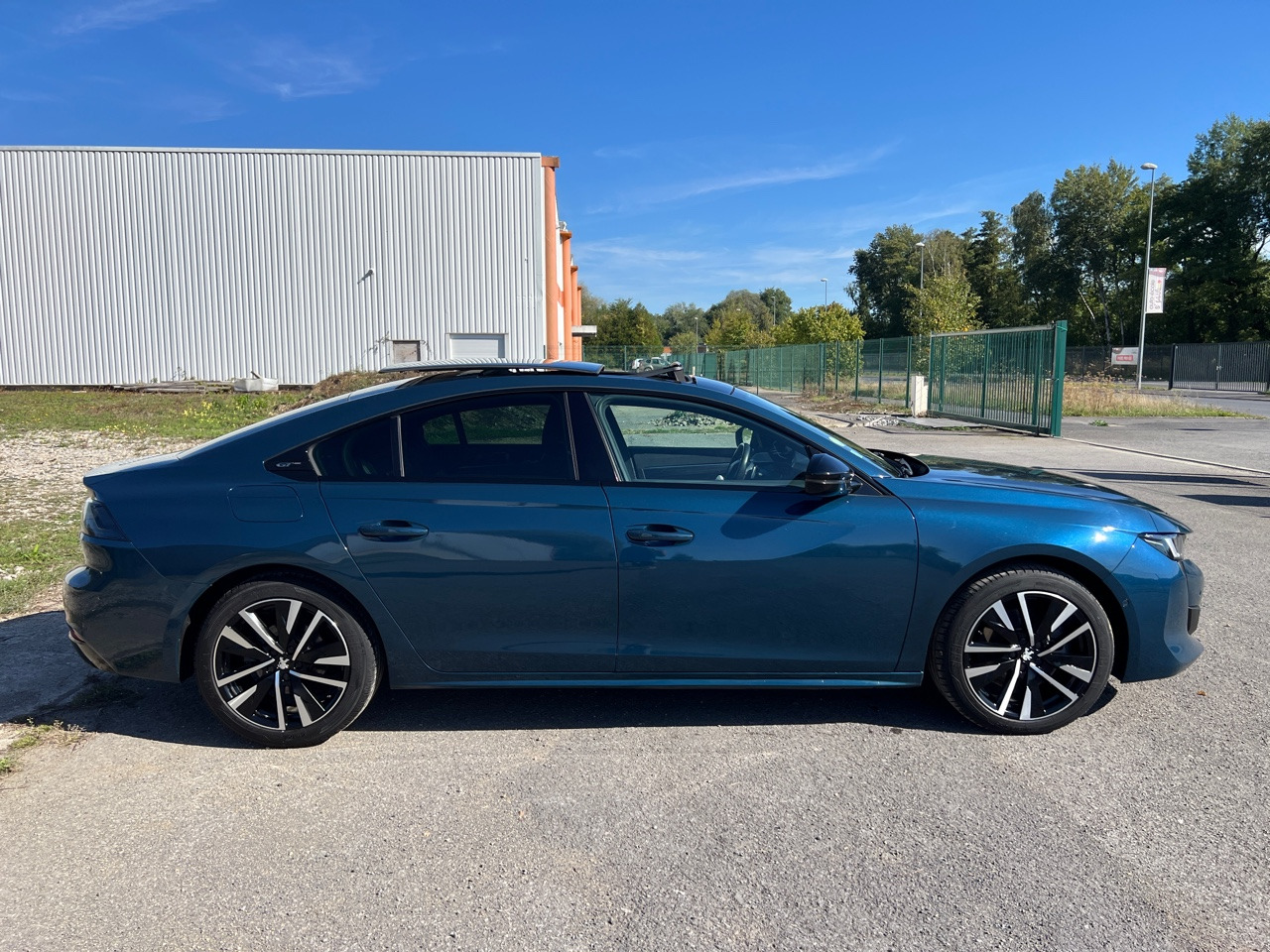 PEUGEOT 508 BlueHDi 180 ch S&S EAT8 GT - Sedan: bild 2 PEUGEOT 508 BlueHDi 180 ch S&S EAT8 GT - Sedan: bild 2
