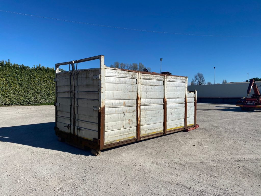 CONTAINER SCARRABILE USATO IN ALLUMINIO A CIELO A - Lastväxlarflak: bild 2 CONTAINER SCARRABILE USATO IN ALLUMINIO A CIELO A - Lastväxlarflak: bild 2