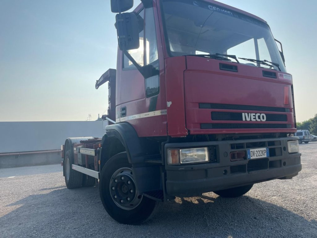 FIAT IVECO EUROCARGO 150E23 - Lastväxlare lastbil: bild 2 FIAT IVECO EUROCARGO 150E23 - Lastväxlare lastbil: bild 2