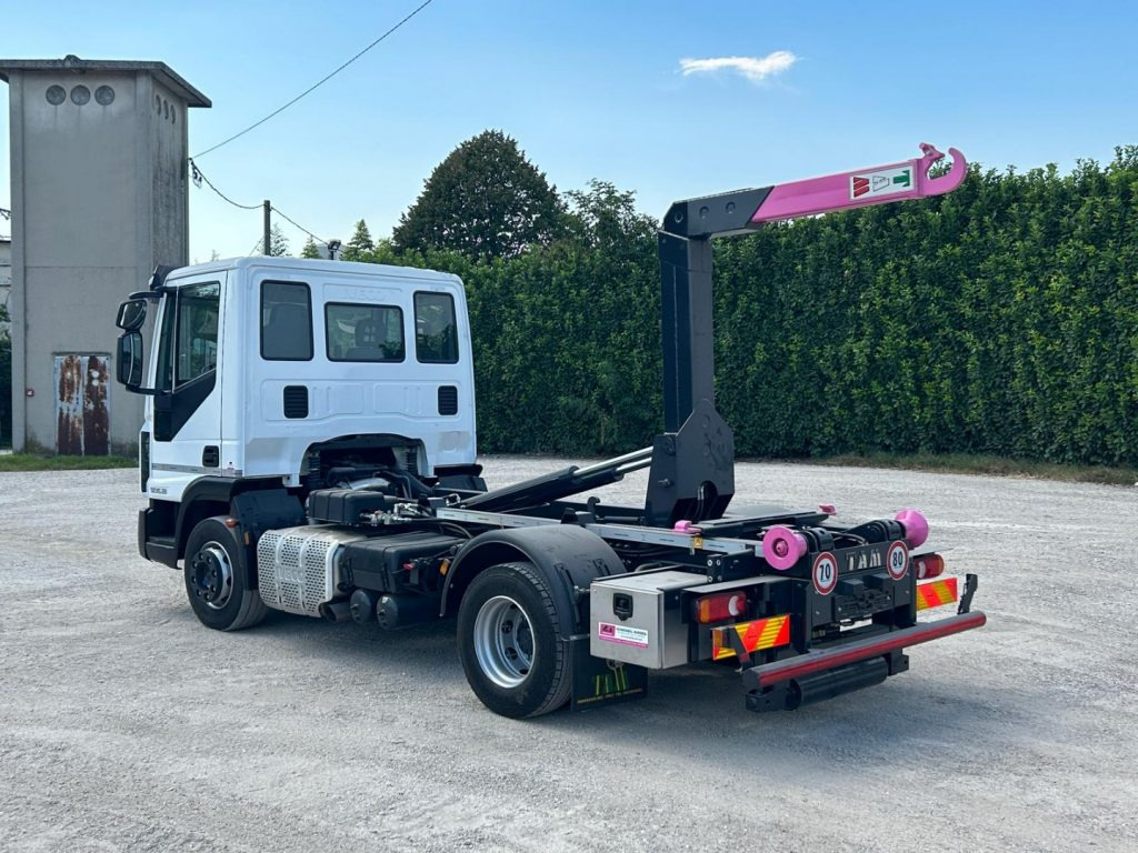 IVECO 120EL22 CON SCARRABILE NUOVO - Lastväxlare lastbil: bild 3 IVECO 120EL22 CON SCARRABILE NUOVO - Lastväxlare lastbil: bild 3