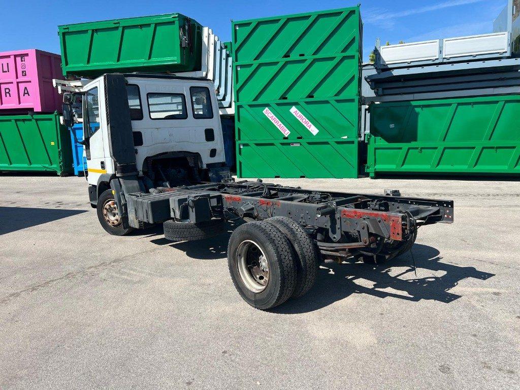 IVECO 80E15 A TELAIO - Chassi lastbil: bild 4 IVECO 80E15 A TELAIO - Chassi lastbil: bild 4