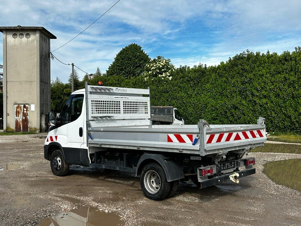 IVECO DAILY 35.140 RIBALTABILE - Transportbil med tippflak: bild 3 IVECO DAILY 35.140 RIBALTABILE - Transportbil med tippflak: bild 3