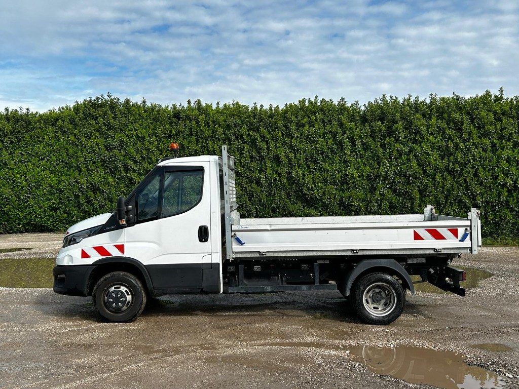 IVECO DAILY 35.140 RIBALTABILE - Transportbil med tippflak: bild 5 IVECO DAILY 35.140 RIBALTABILE - Transportbil med tippflak: bild 5