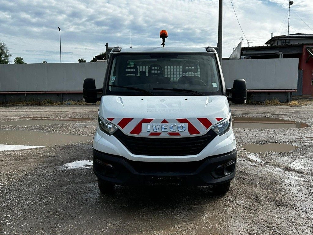 IVECO DAILY 35.140 RIBALTABILE - Transportbil med tippflak: bild 2 IVECO DAILY 35.140 RIBALTABILE - Transportbil med tippflak: bild 2