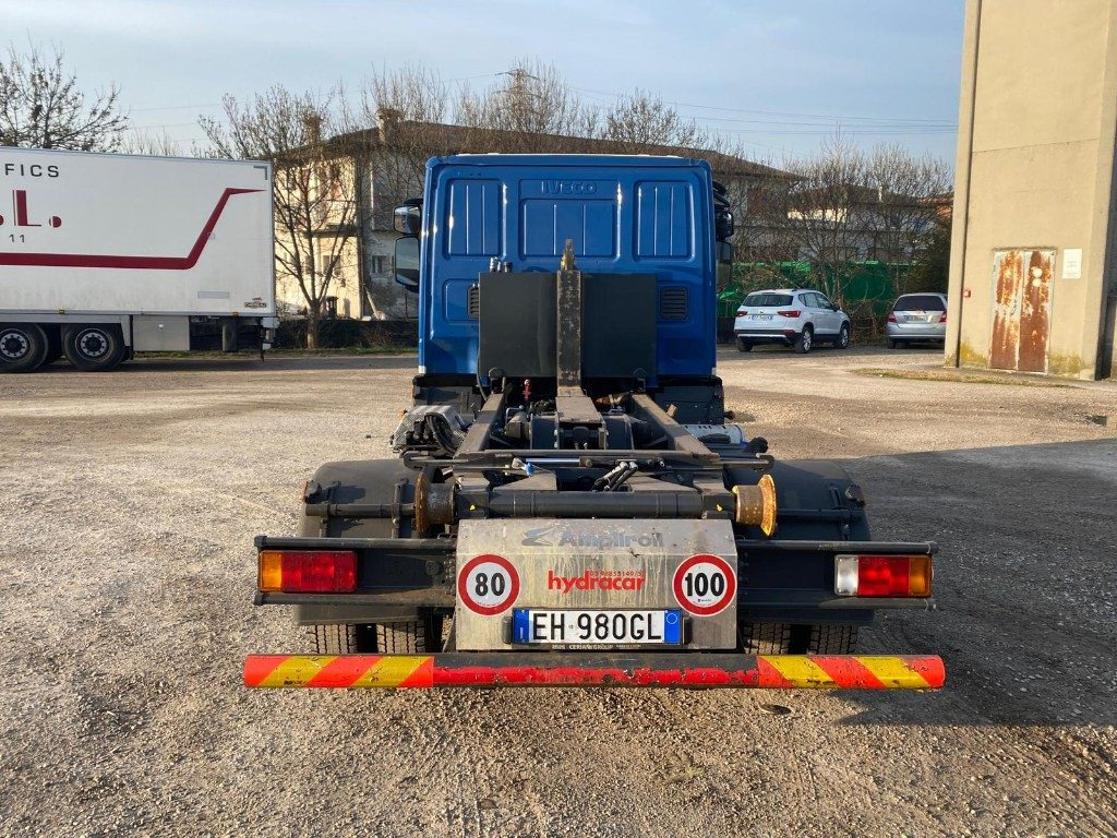 IVECO EUROCARGO 75E18 SCARRABILE - Lastväxlare lastbil: bild 5 IVECO EUROCARGO 75E18 SCARRABILE - Lastväxlare lastbil: bild 5