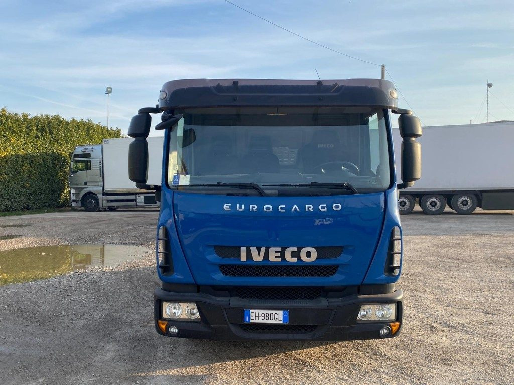 IVECO EUROCARGO 75E18 SCARRABILE - Lastväxlare lastbil: bild 2 IVECO EUROCARGO 75E18 SCARRABILE - Lastväxlare lastbil: bild 2