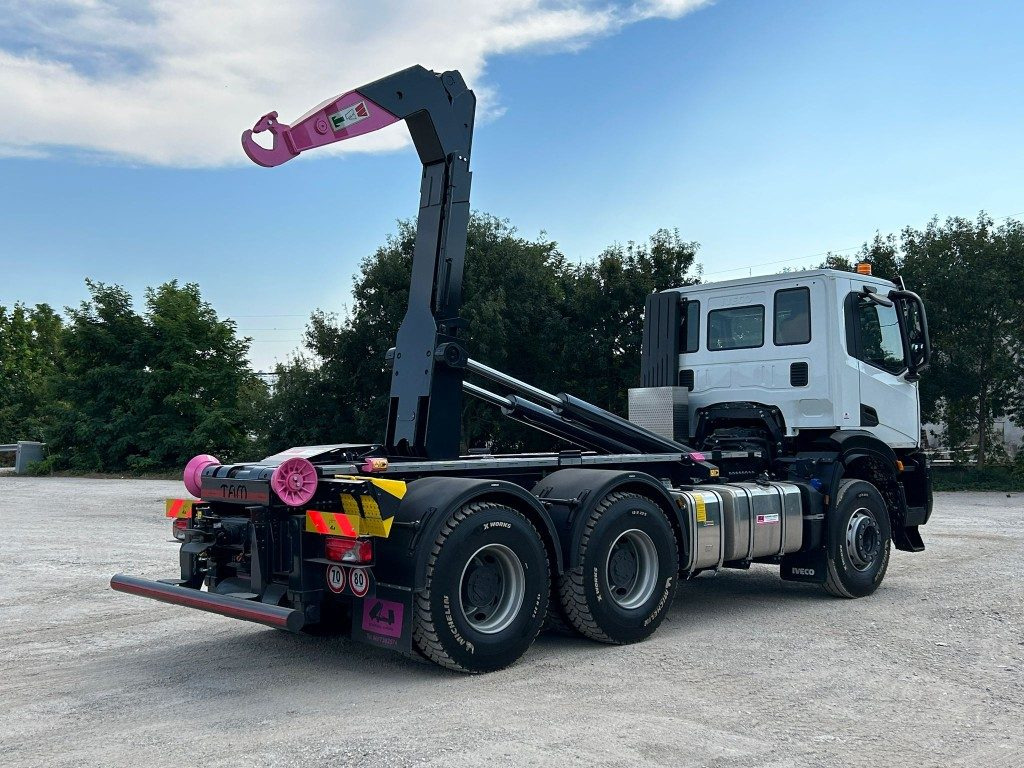 IVECO TRAKKER T-WAY AD380T NUOVO SCARRABILE - Lastväxlare lastbil: bild 5 IVECO TRAKKER T-WAY AD380T NUOVO SCARRABILE - Lastväxlare lastbil: bild 5