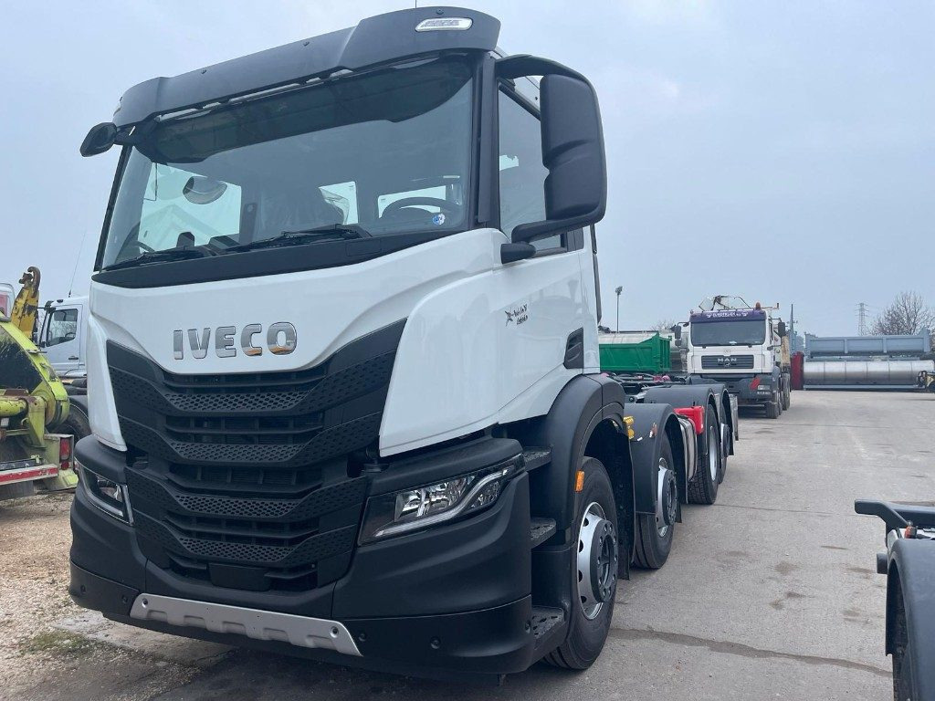 IVECO X-WAY AD350X480YPS SCARRABILE NUOVO - Lastväxlare lastbil: bild 1 IVECO X-WAY AD350X480YPS SCARRABILE NUOVO - Lastväxlare lastbil: bild 1