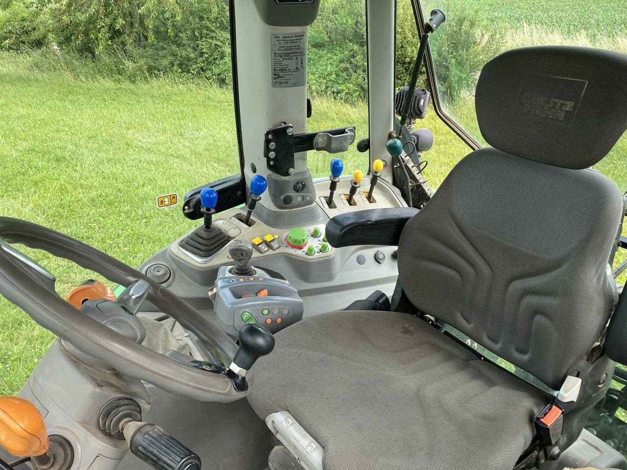 Deutz-Fahr 6155 Agrotron - Traktor: bild 5 Deutz-Fahr 6155 Agrotron - Traktor: bild 5