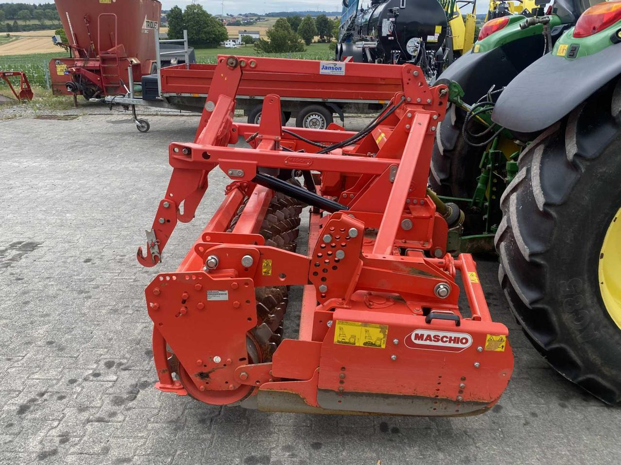 Maschio DC 3000 Drago - Maskin för jordbearbetning: bild 2 Maschio DC 3000 Drago - Maskin för jordbearbetning: bild 2