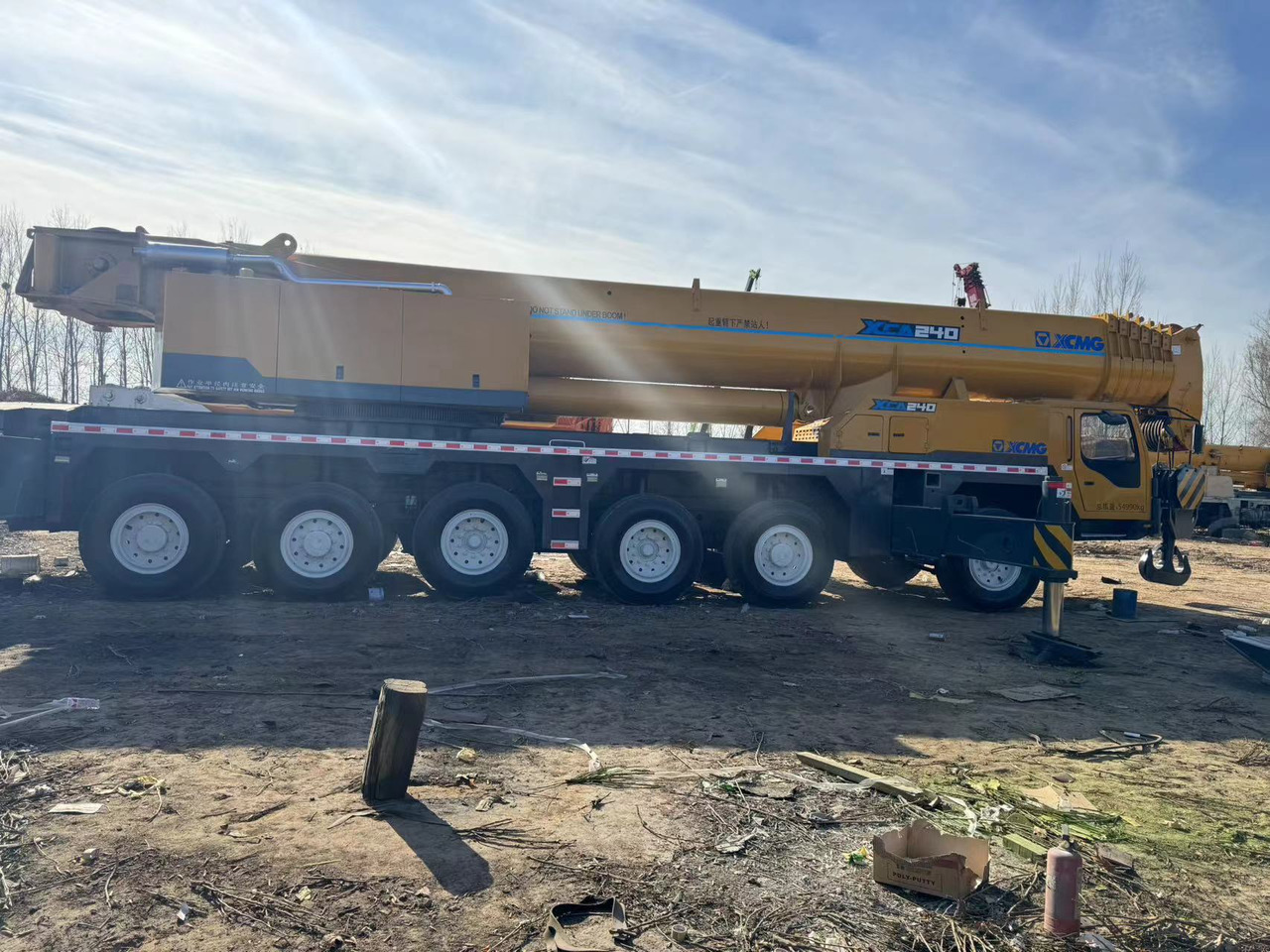 XCMG QAY240 XCT240 XCA240 240 ton 250 ton 260 ton 200 ton 220 ton crane - Allterrängkran: bild 5 XCMG QAY240 XCT240 XCA240 240 ton 250 ton 260 ton 200 ton 220 ton crane - Allterrängkran: bild 5
