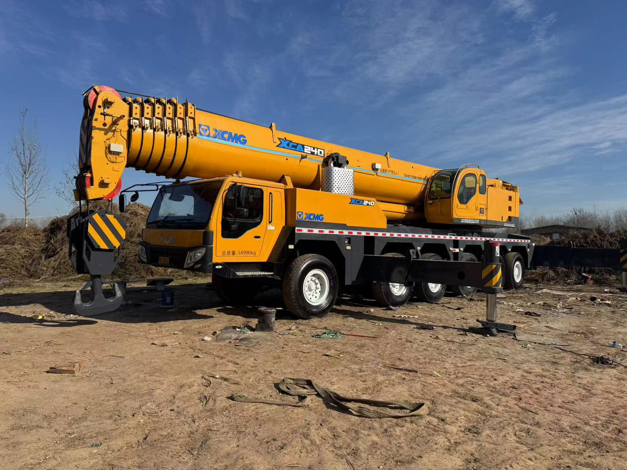 XCMG QAY240 XCT240 XCA240 QY240K 240 ton 250 ton 300 ton 260 ton 200 ton 220 ton crane - Allterrängkran: bild 3 XCMG QAY240 XCT240 XCA240 QY240K 240 ton 250 ton 300 ton 260 ton 200 ton 220 ton crane - Allterrängkran: bild 3