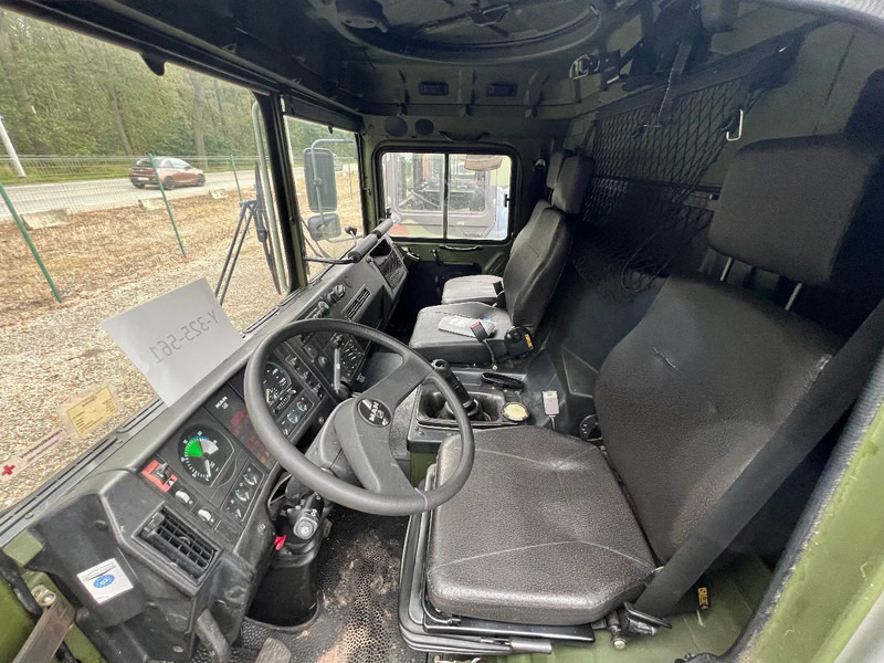 MAN KAT 25.422DFAEG 6X6 CABIN CHASSIS - TWIST LOCKS SYSTEM - Lastbil: bild 4 MAN KAT 25.422DFAEG 6X6 CABIN CHASSIS - TWIST LOCKS SYSTEM - Lastbil: bild 4