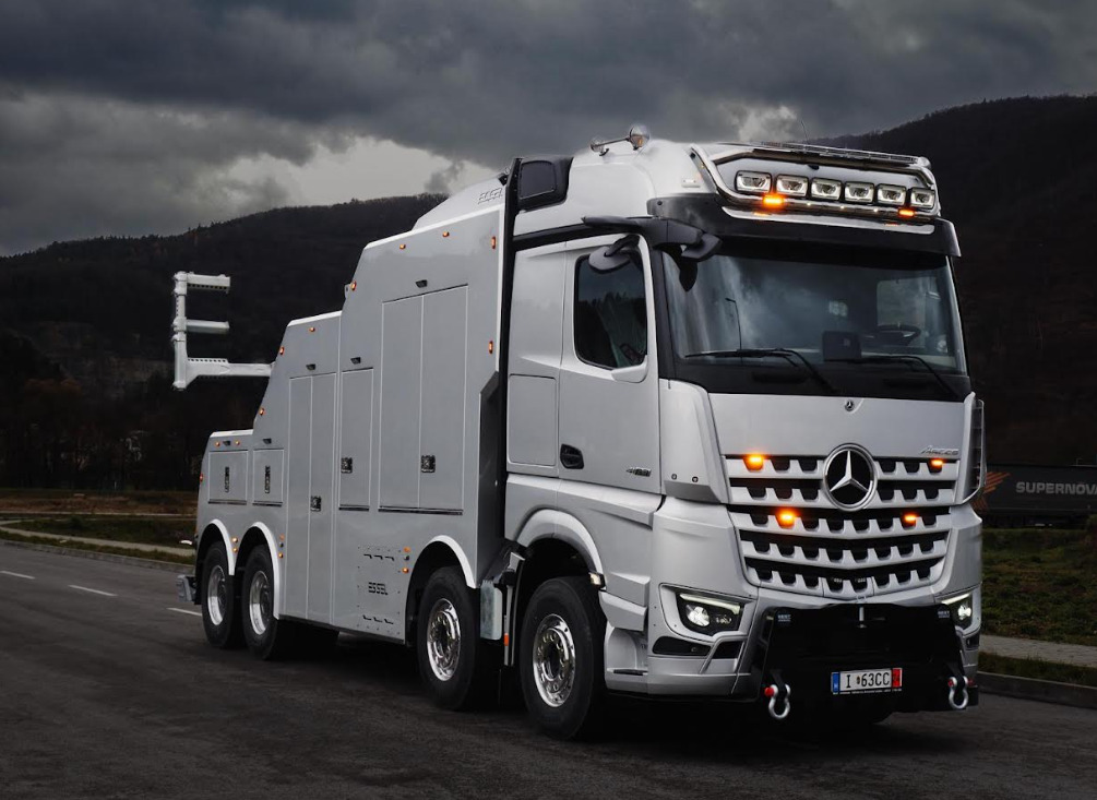 MERCEDES-BENZ Mercedes Arocs NEW T-REX silver - Bärgningsbil: bild 1 MERCEDES-BENZ Mercedes Arocs NEW T-REX silver - Bärgningsbil: bild 1