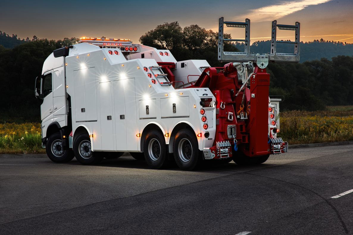 Volvo FH NEW ER4120 5 winches T-REX Volvo FH 540 8x4 WB6,0 White or RED - Bärgningsbil: bild 1 Volvo FH NEW ER4120 5 winches T-REX Volvo FH 540 8x4 WB6,0 White or RED - Bärgningsbil: bild 1