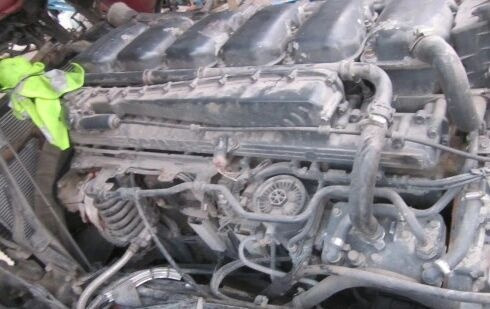 Scania R 340 KM EURO IV DC1210 truck - Motor för Lastbil: bild 1 Scania R 340 KM EURO IV DC1210 truck - Motor för Lastbil: bild 1