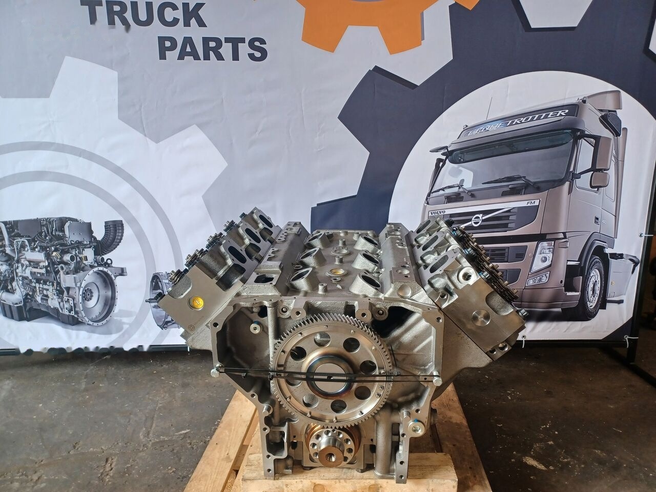 .V/3 Mercedes-Benz truck - Cylinderblock för Lastbil: bild 2 .V/3 Mercedes-Benz truck - Cylinderblock för Lastbil: bild 2