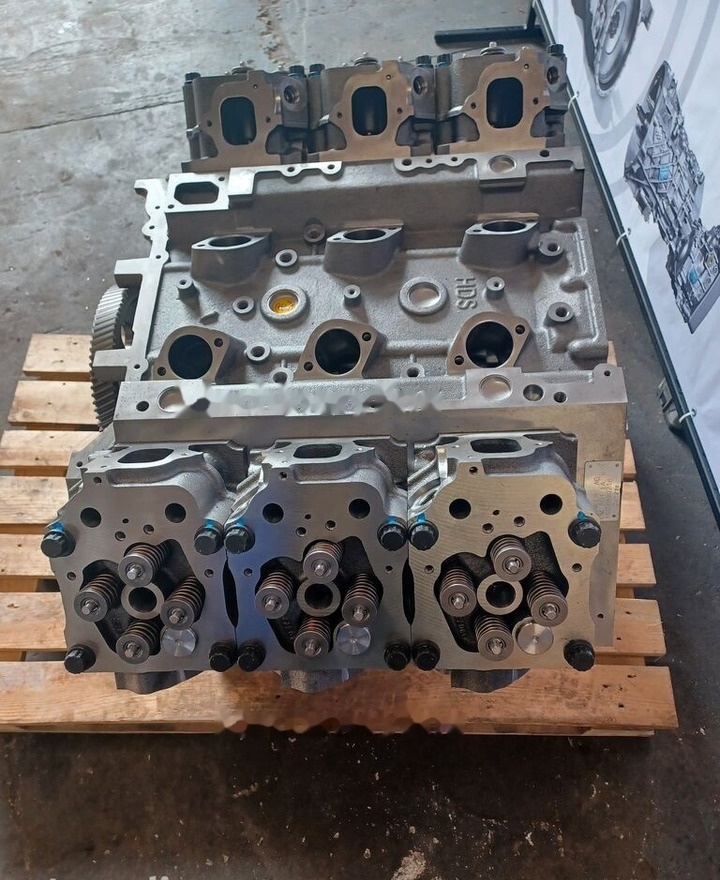 .V/3 Mercedes-Benz truck - Cylinderblock för Lastbil: bild 5 .V/3 Mercedes-Benz truck - Cylinderblock för Lastbil: bild 5