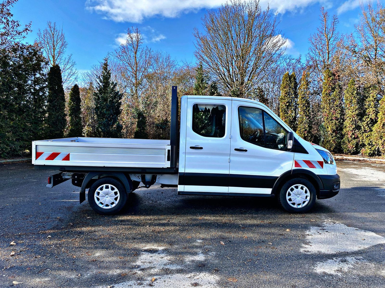 Ford Pritsche 350L2 DoKa|Trend|Garantie bis 08.27|19% - Transportbil med flak: bild 2 Ford Pritsche 350L2 DoKa|Trend|Garantie bis 08.27|19% - Transportbil med flak: bild 2