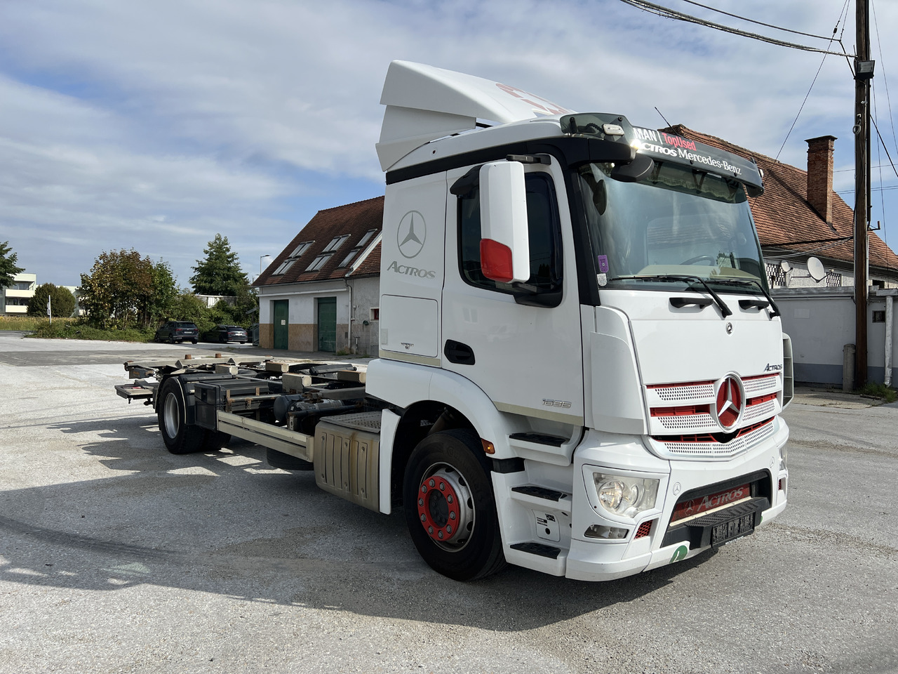 MERCEDES-BENZ ACTROS 18 36 | Klima | Kamera | Diff. | - Containerbil/ Växelflak lastbil: bild 2 MERCEDES-BENZ ACTROS 18 36 | Klima | Kamera | Diff. | - Containerbil/ Växelflak lastbil: bild 2