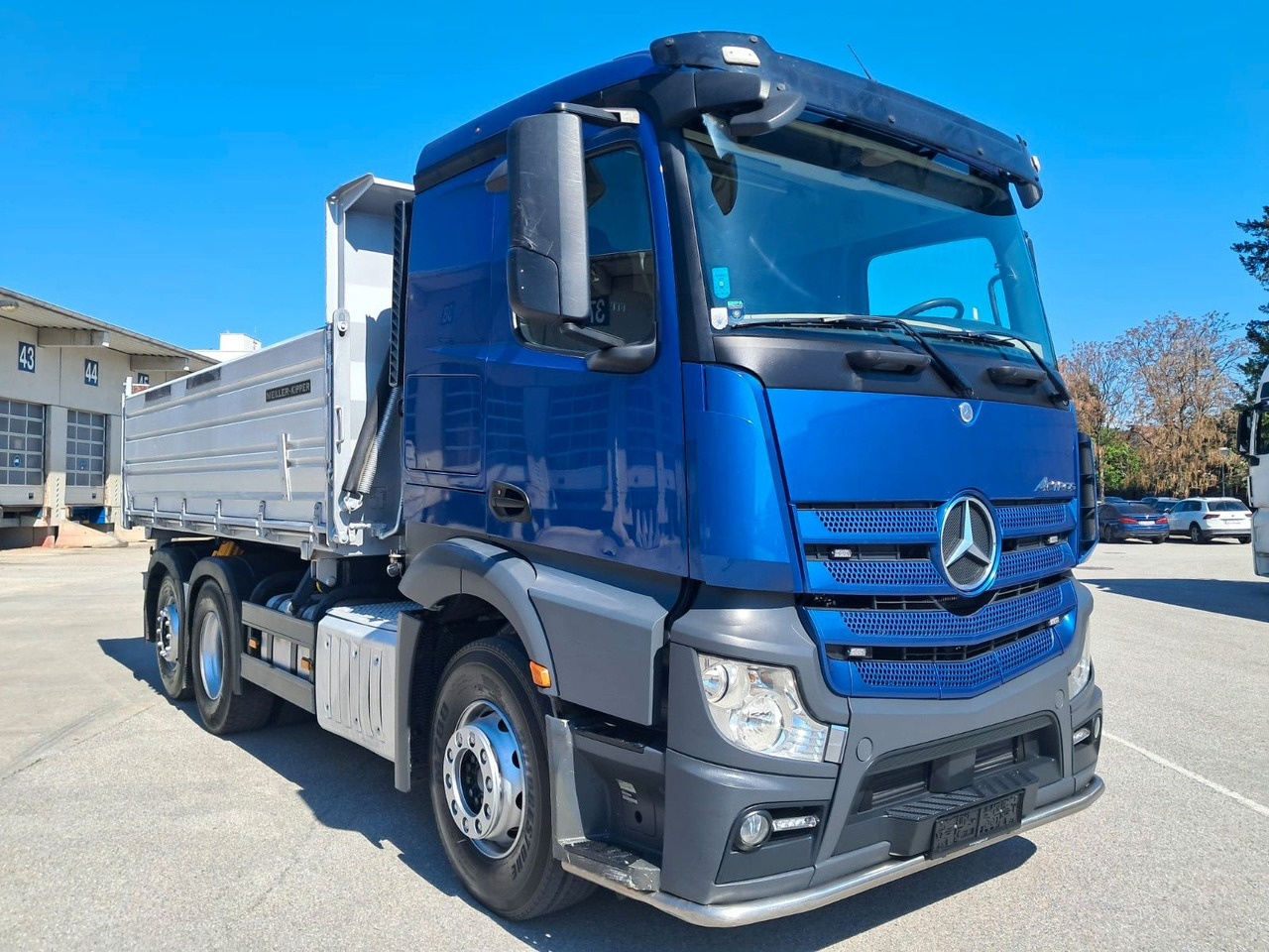 Mercedes-Benz Actros 2651 Dreiseitk.|Lift-Lenk | Klima | Retar - Tippbil lastbil: bild 2 Mercedes-Benz Actros 2651 Dreiseitk.|Lift-Lenk | Klima | Retar - Tippbil lastbil: bild 2