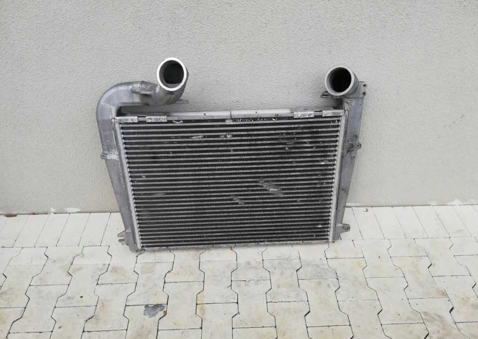 CHŁODNICA POWIETRZA INTERCOOLER SCANIA CP 1817893 - Intercooler: bild 1 CHŁODNICA POWIETRZA INTERCOOLER SCANIA CP 1817893 - Intercooler: bild 1