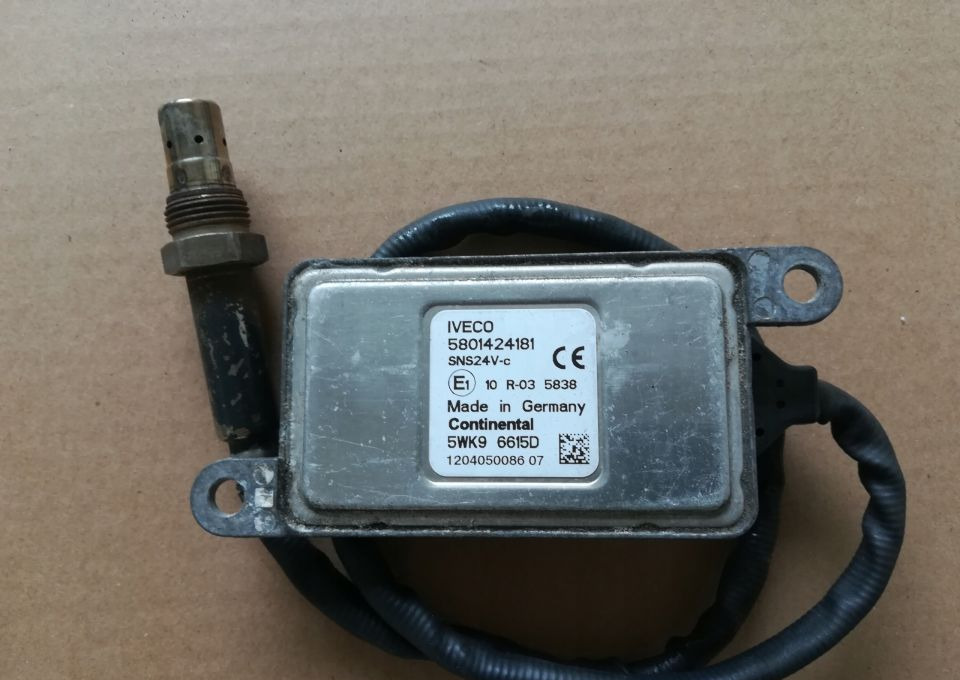 CZUJNIK NOX IVECO STRALIS 508014241181 - Sensor: bild 1 CZUJNIK NOX IVECO STRALIS 508014241181 - Sensor: bild 1