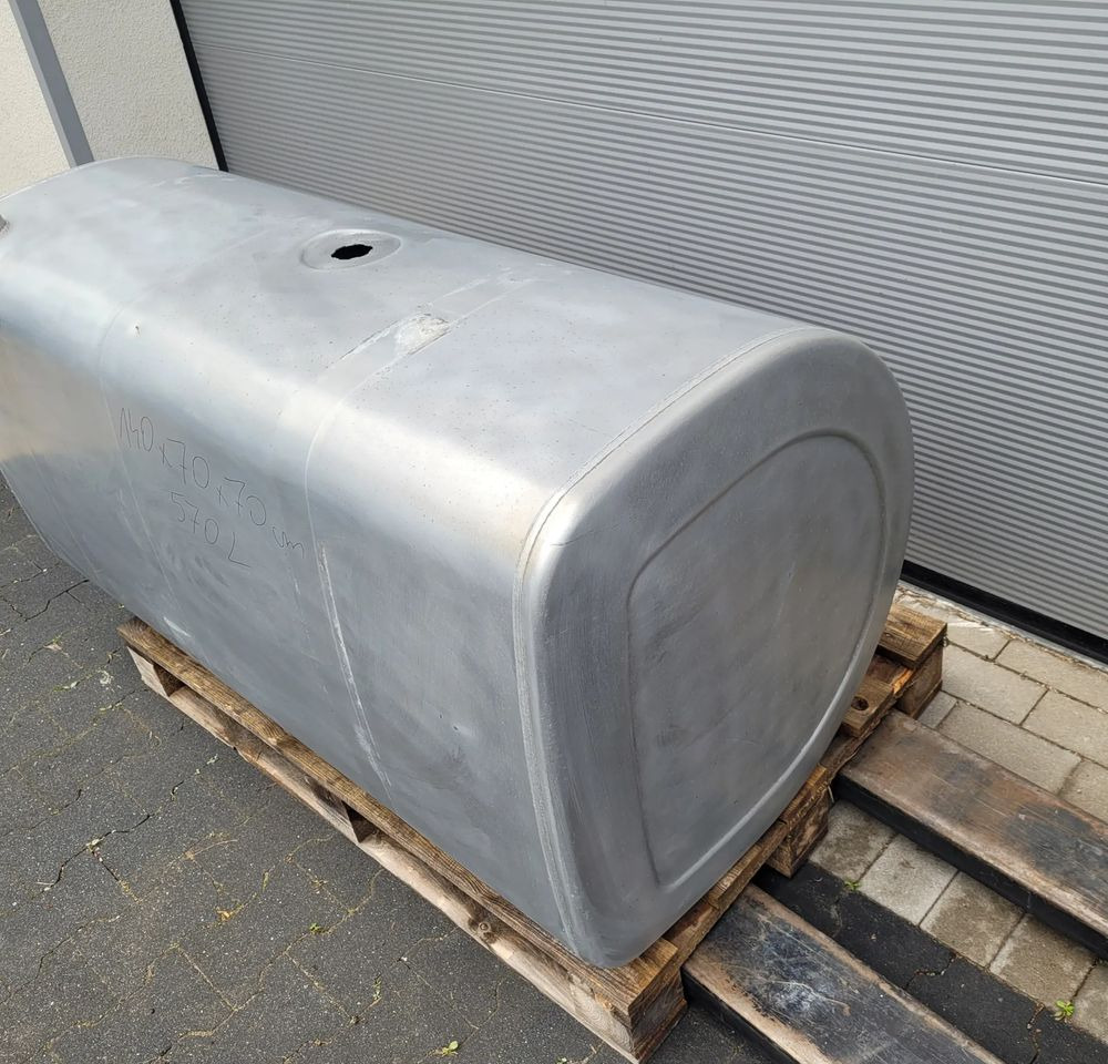 ZBIORNIK PALIWA VOLVO FH4 21516453 570L 140X70X70CM CHWALIM116 - Bränsletank för Lastbil: bild 3 ZBIORNIK PALIWA VOLVO FH4 21516453 570L 140X70X70CM CHWALIM116 - Bränsletank för Lastbil: bild 3