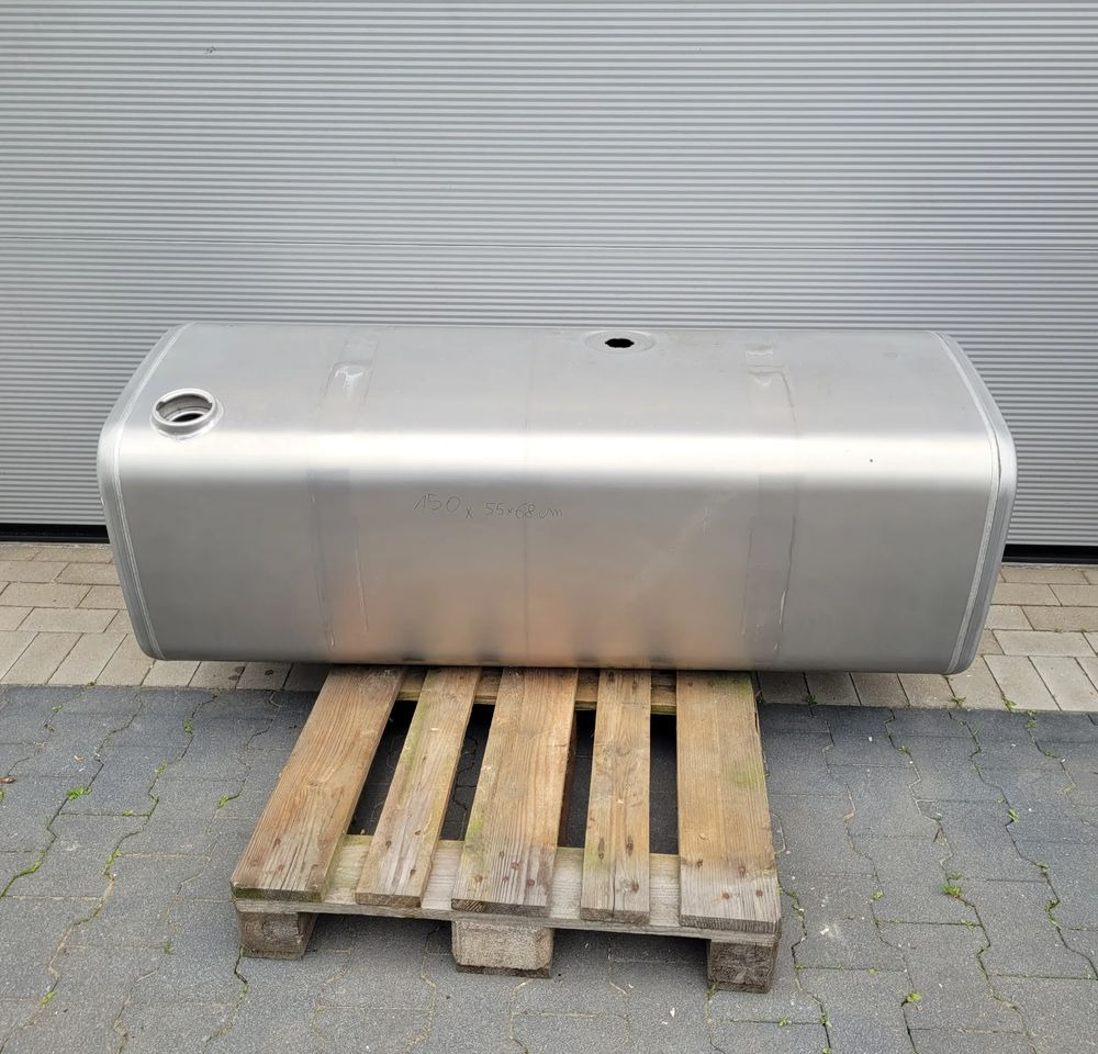 ZBIORNIK PALIWA VOLVO FH4 FH5 GAMA 150X55X68 CM 475L 22038784 CHWALIM116 - Bränsletank för Lastbil: bild 1 ZBIORNIK PALIWA VOLVO FH4 FH5 GAMA 150X55X68 CM 475L 22038784 CHWALIM116 - Bränsletank för Lastbil: bild 1