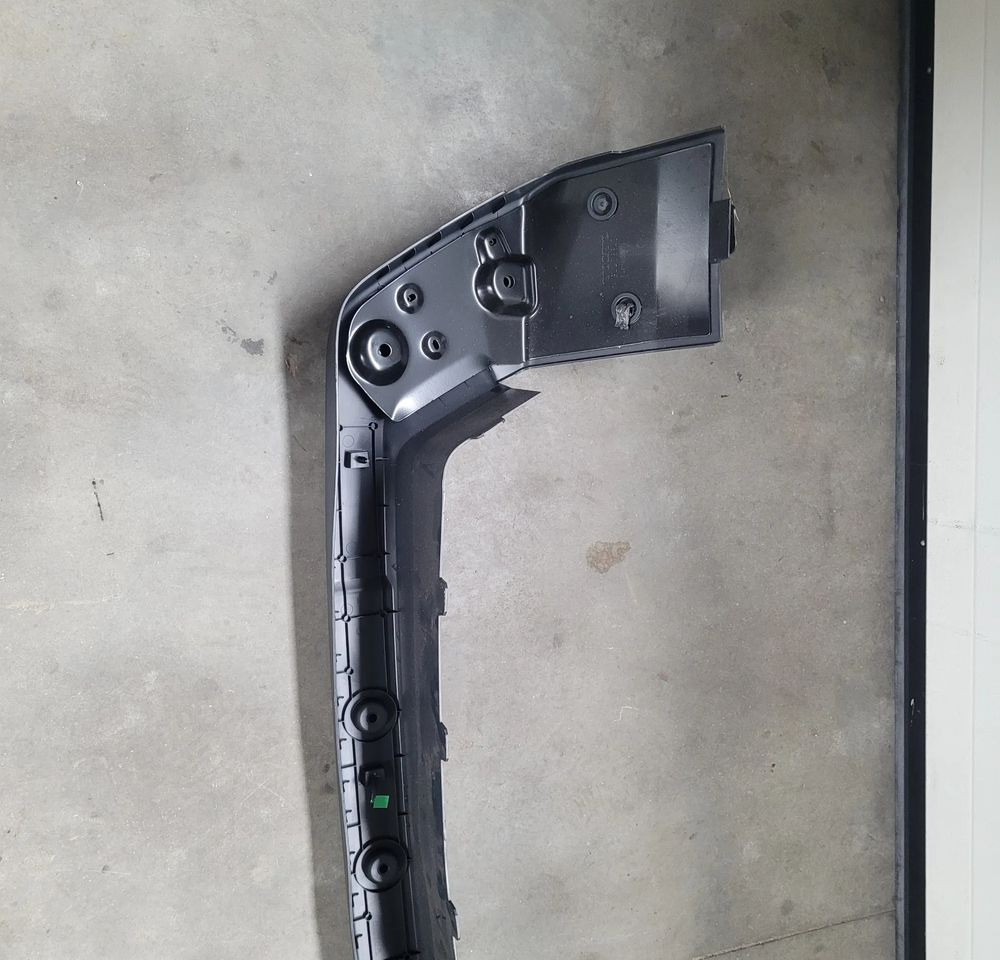 ZDERZAK VOLVO FMX 84236048 CHWALIM116 - Karosseri och exteriör för Lastbil: bild 4 ZDERZAK VOLVO FMX 84236048 CHWALIM116 - Karosseri och exteriör för Lastbil: bild 4