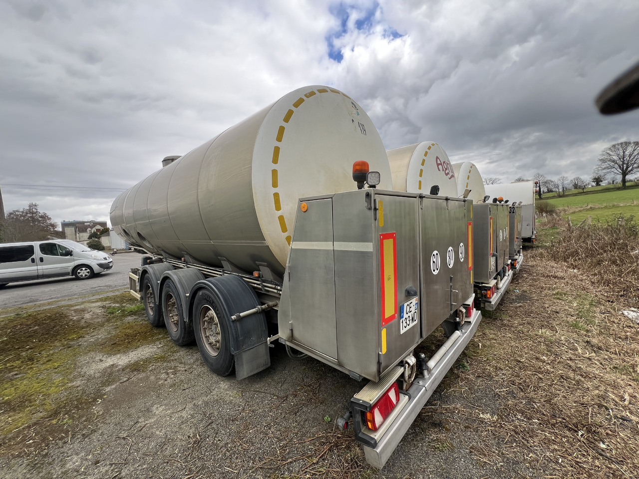 MAISONNEUVE Inox alimentaire calorifugé - Tanktrailer: bild 3 MAISONNEUVE Inox alimentaire calorifugé - Tanktrailer: bild 3