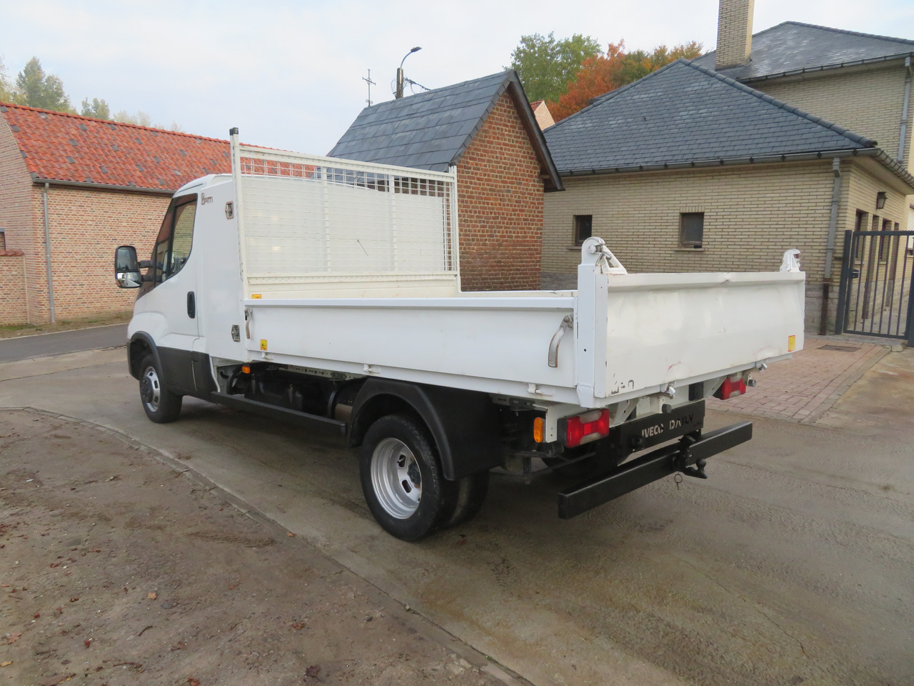 Iveco Daily 35C16 3.0 - L2 - Kipper - Transportbil med tippflak: bild 5 Iveco Daily 35C16 3.0 - L2 - Kipper - Transportbil med tippflak: bild 5