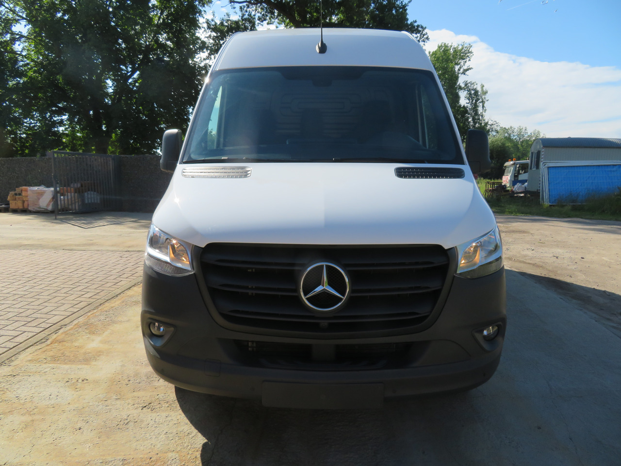 MERCEDES-BENZ Sprinter 317cdi - A2H2 - Skåpbil: bild 2 MERCEDES-BENZ Sprinter 317cdi - A2H2 - Skåpbil: bild 2