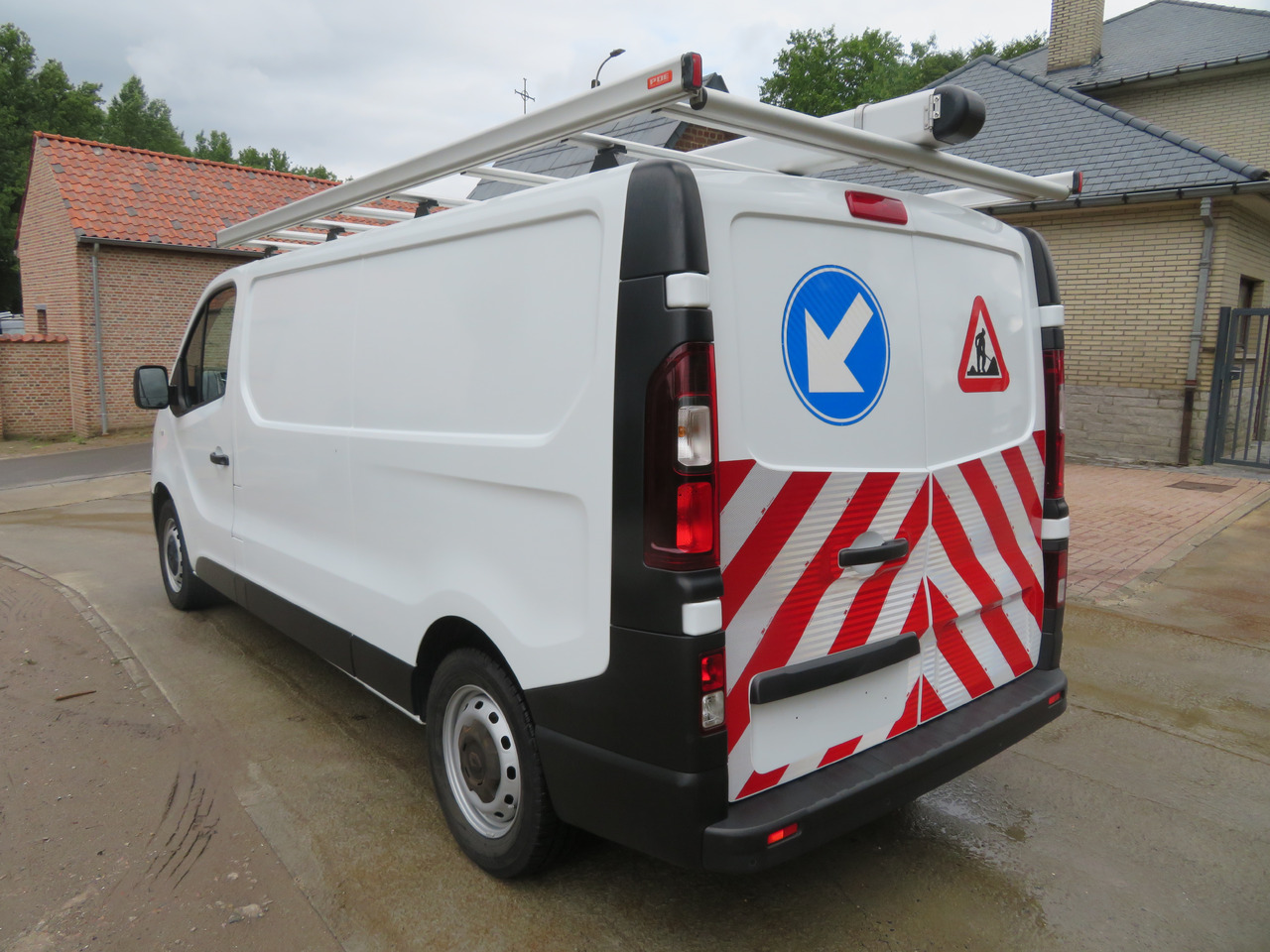 RENAULT Trafic 2.0dCi - L2H1 - Små skåpbil: bild 5 RENAULT Trafic 2.0dCi - L2H1 - Små skåpbil: bild 5