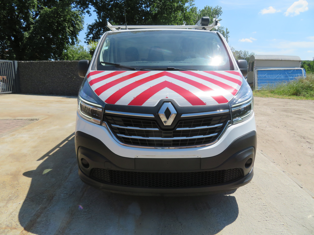 RENAULT Trafic 2.0dCi - L2H1 - Små skåpbil: bild 2 RENAULT Trafic 2.0dCi - L2H1 - Små skåpbil: bild 2